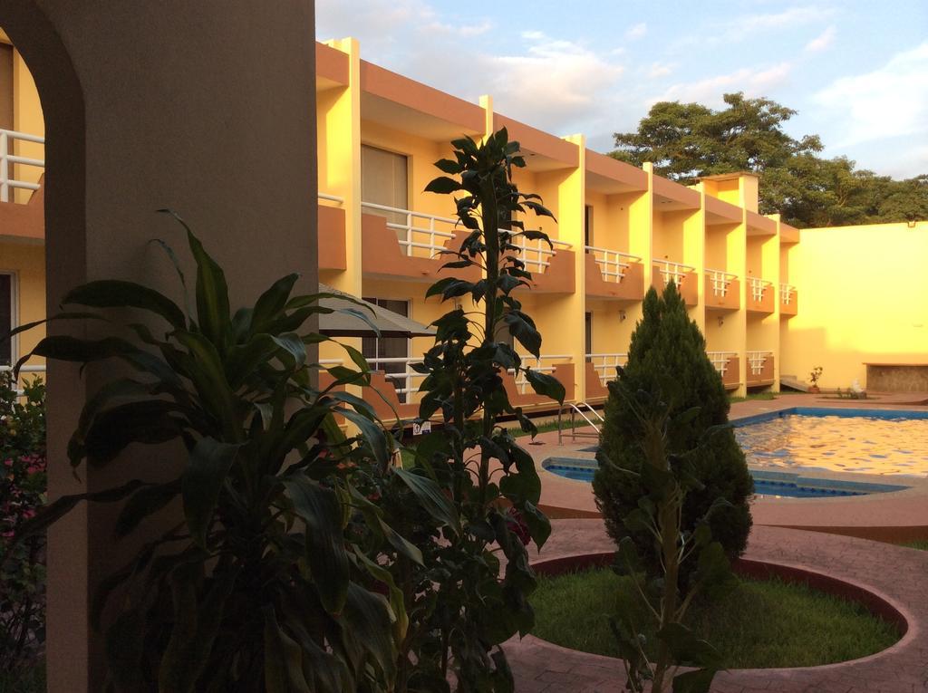 Hotel La Media Luna Inn Huejutla de Reyes Exterior foto